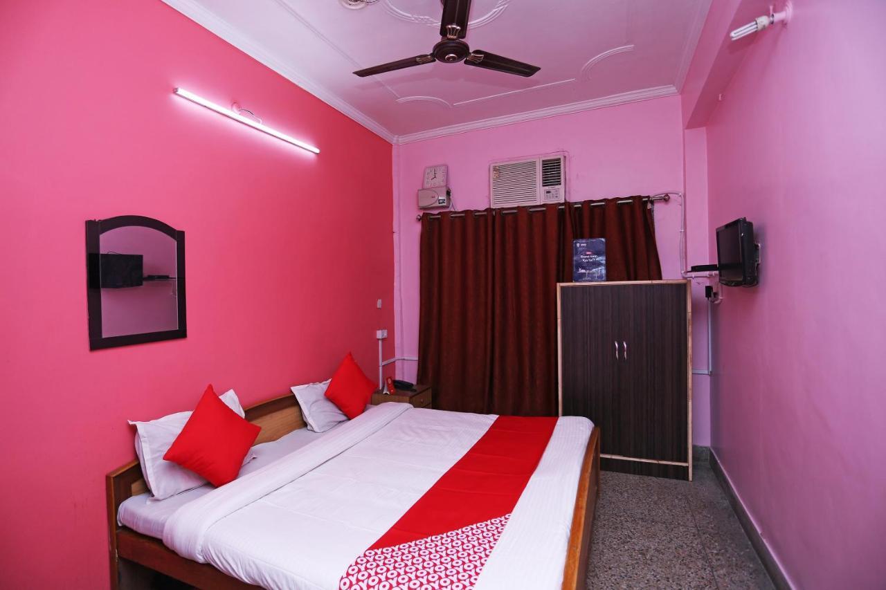 Oyo Hotel New Metro Near Phoenix United 러크나우 외부 사진