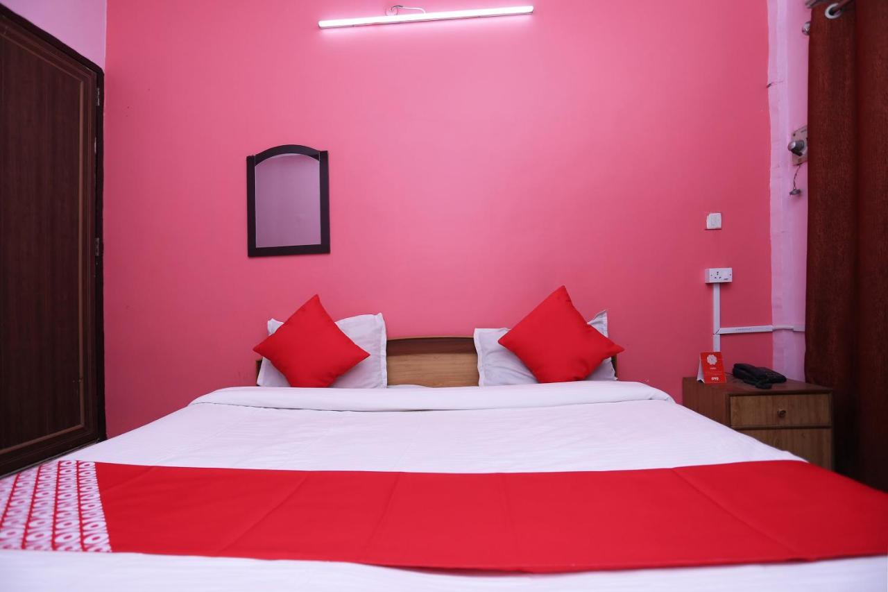 Oyo Hotel New Metro Near Phoenix United 러크나우 외부 사진