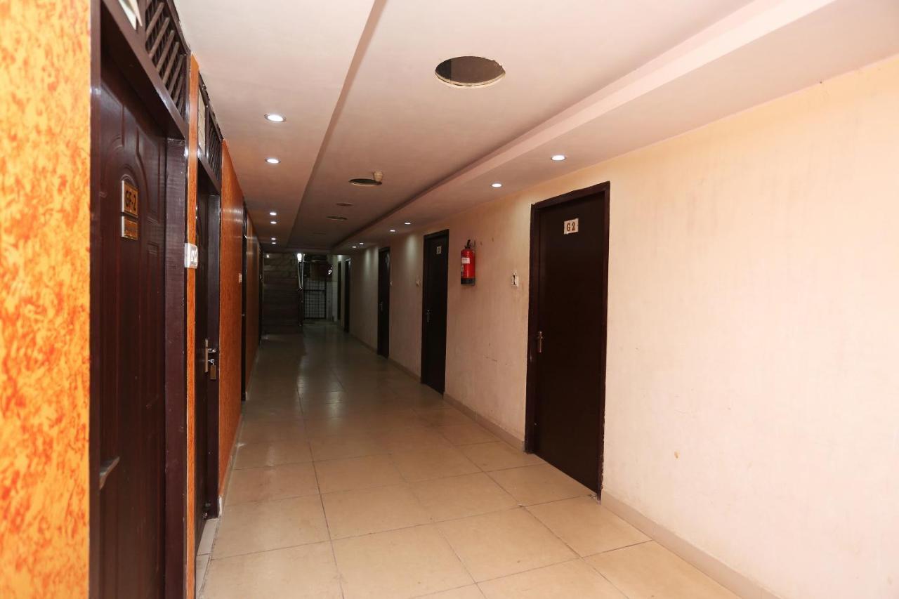 Oyo Hotel New Metro Near Phoenix United 러크나우 외부 사진